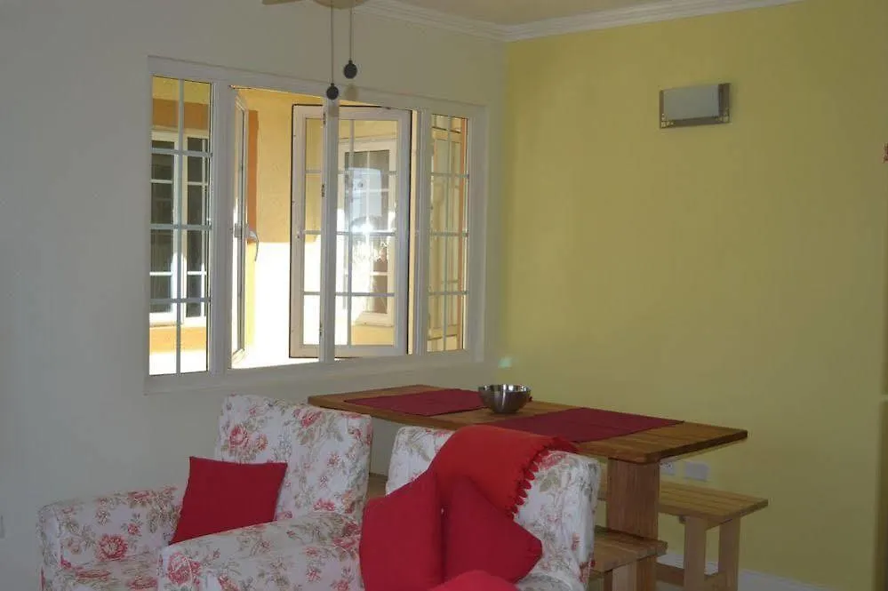 The Garden Guest Apartment كينغستون